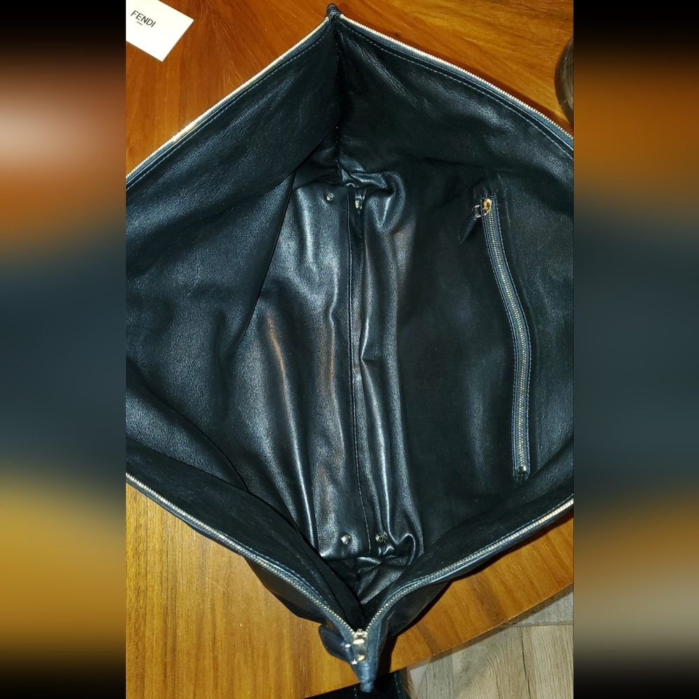 The Row Black Leather XL Dante Clutch Bag - Picture 4 of 6